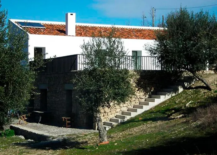 Alentejo Mountain Vacation House